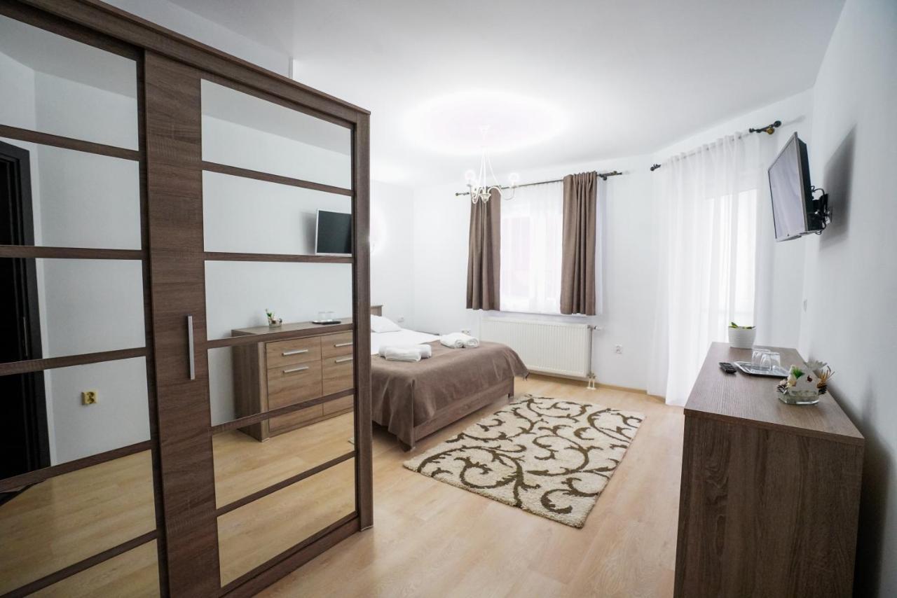 Casa Alessias Hotel Viseu de Sus Luaran gambar
